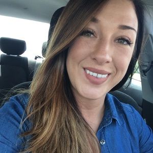 Meet your Posher, Ashlie